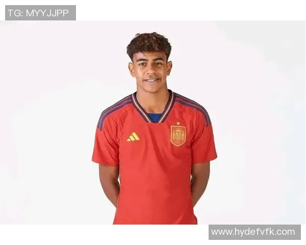 天下足球十大国际球星盘点：足坛传奇与新星的精彩碰撞