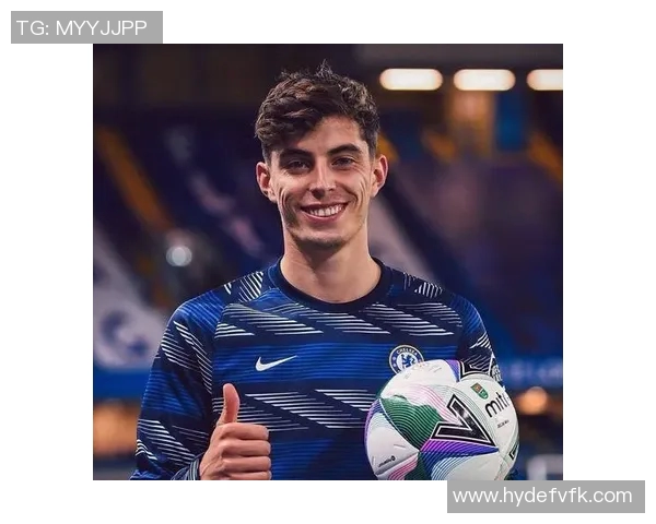 日本足球球星帅气形象与拼搏精神并存激励年轻一代球迷 日本足球球星帅气形象与拼搏精神并存激励年轻一代球迷